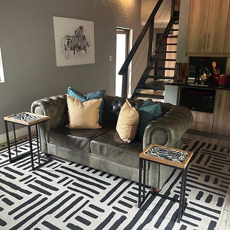 Wildheart Safari - Zesty Zebra Apartman Hoedspruit Kültér fotó